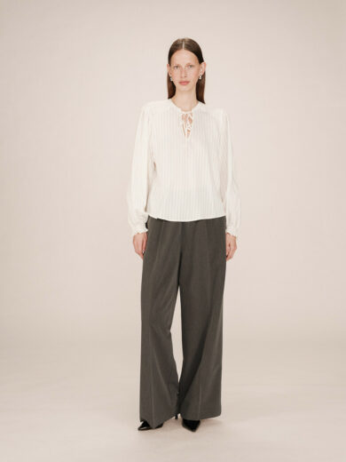 Blouse manches longues avec encolure à nouer - Grace&Mila